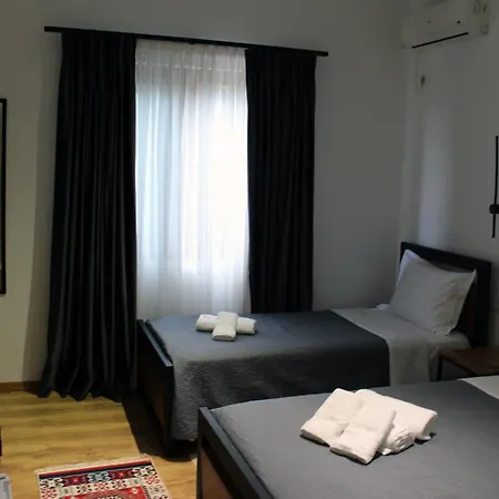 Pensjonat Amades 4*