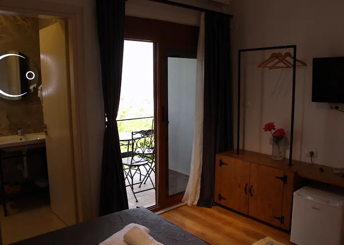 Amades Gjirokaster